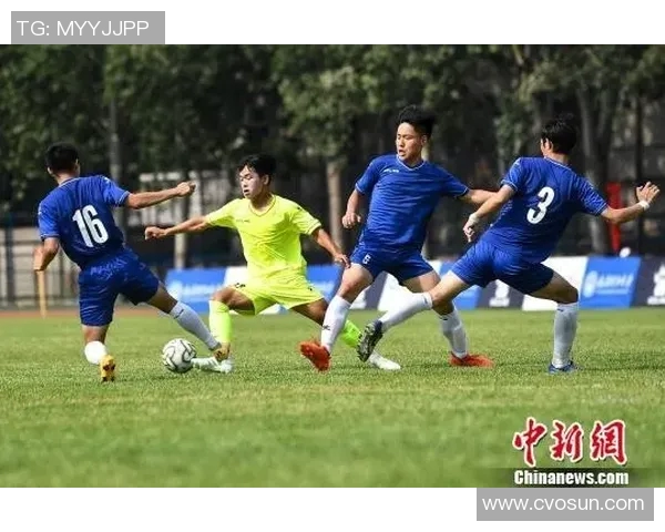 从绿茵场到教练席足球明星如何蜕变为卓越教练的成功之路