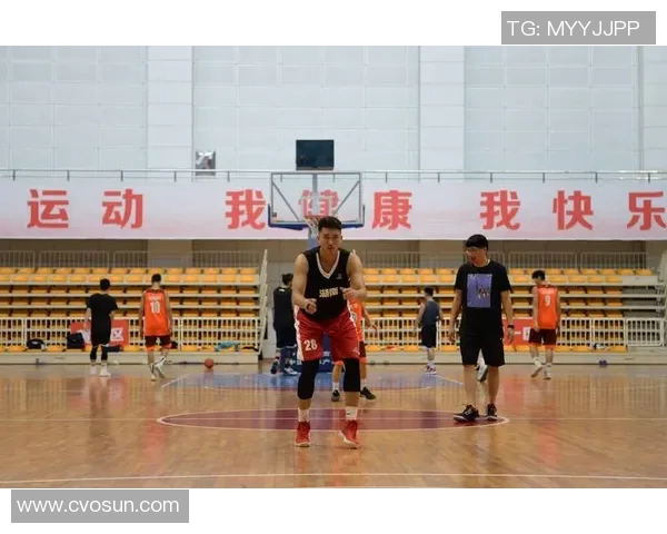 刘磊独家分享排球心得与技巧助你提升球技的全方位指南 刘磊独家分享排球心得与技巧助你提升球技的全方位指南