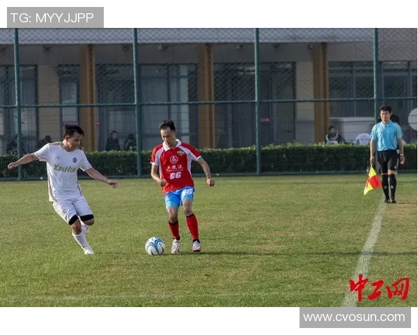 广州足球队在邀请赛中的团队协作表现分析与点评